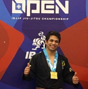 Meet your Posher, Jesse